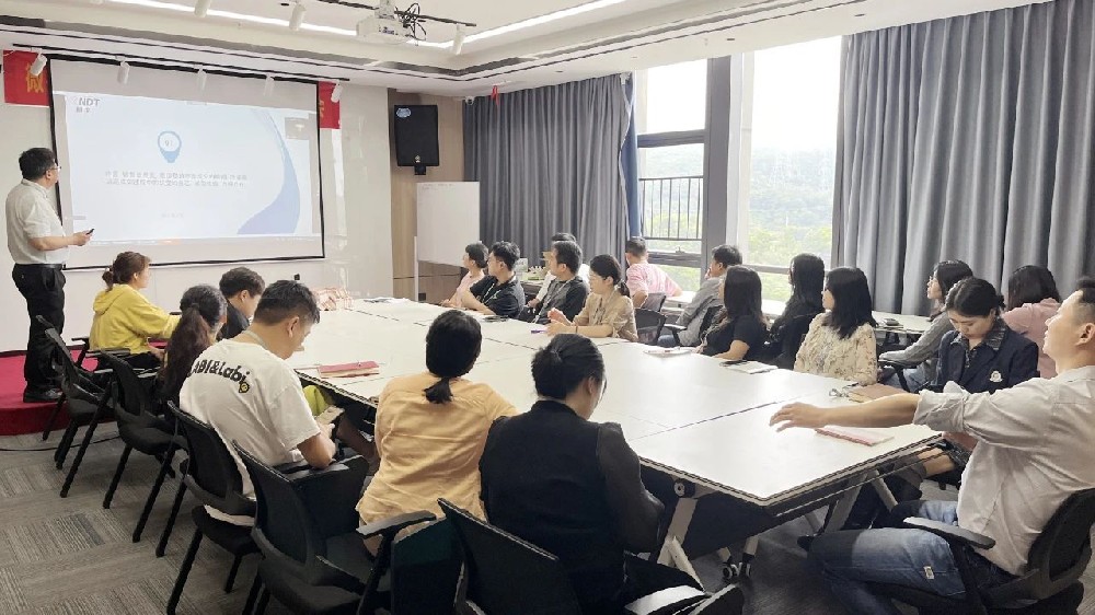 深圳微視舉行2月績效經營分析會，共鑄團隊輝煌！